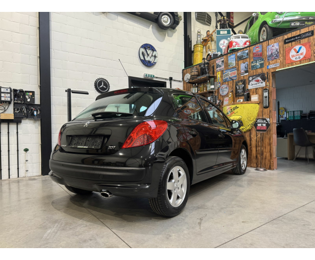 Peugeot 207  Autohandel Robby
