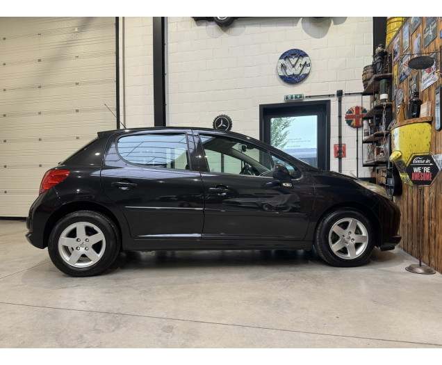 Peugeot 207  Autohandel Robby