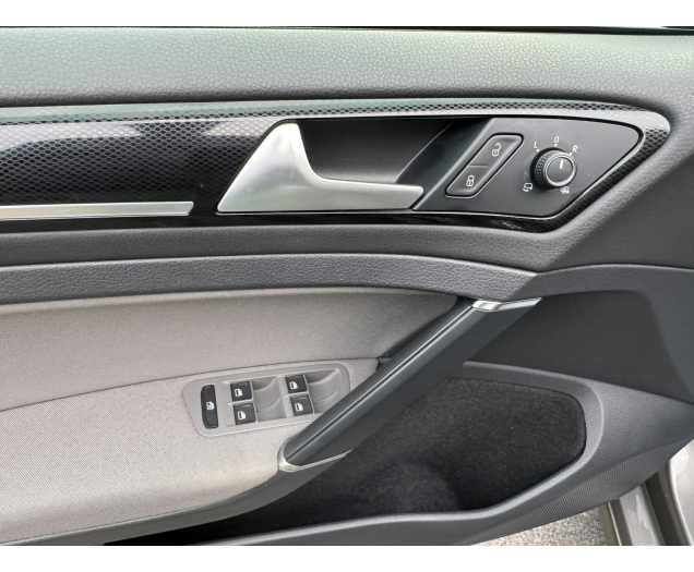 Volkswagen   Autohandel Robby