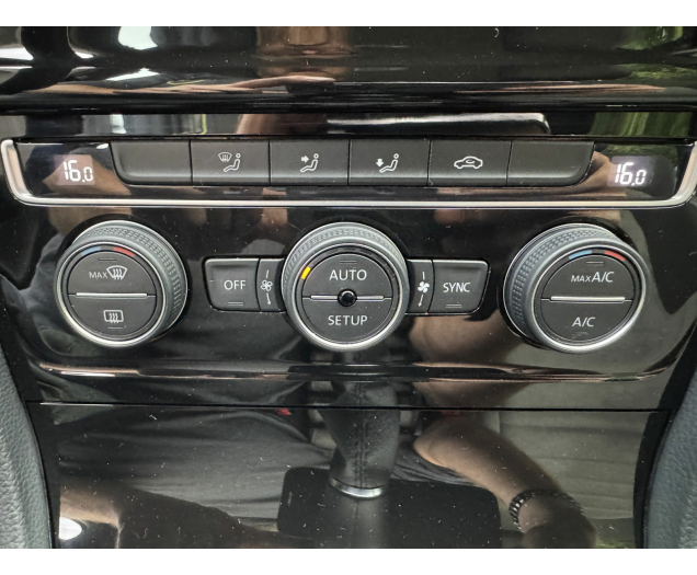 Volkswagen   Autohandel Robby