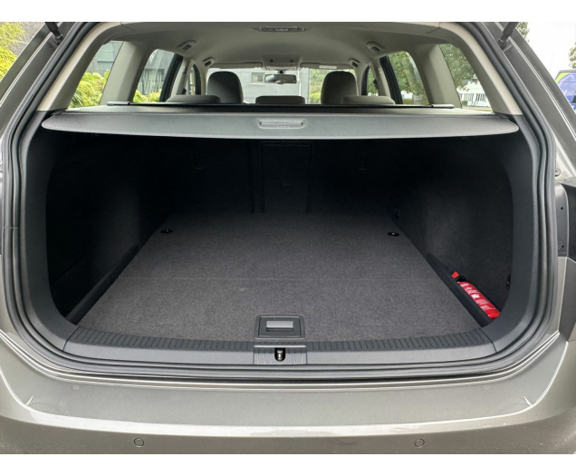 Volkswagen   Autohandel Robby