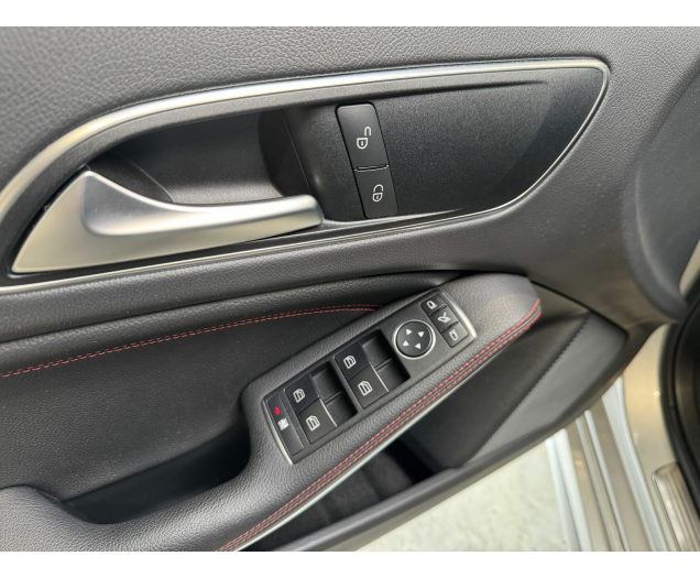 Mercedes   Autohandel Robby