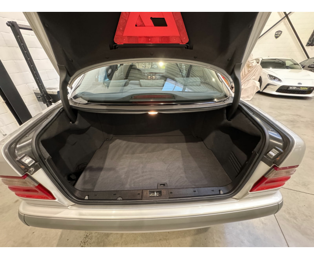 Mercedes E-Klasse  Autohandel Robby