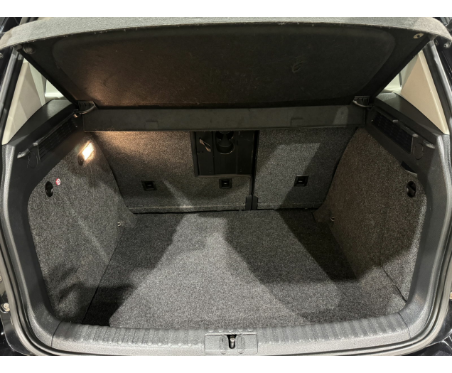 Volkswagen Tiguan  Autohandel Robby