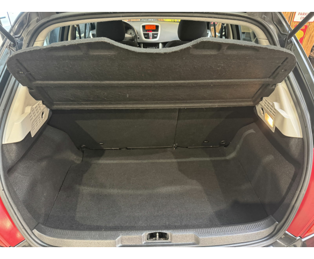 Peugeot 207  Autohandel Robby