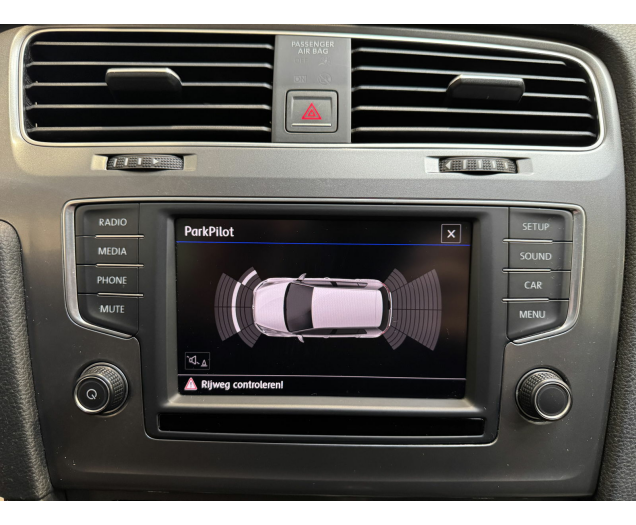 Volkswagen Golf  Autohandel Robby