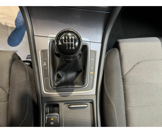 Volkswagen Golf  Autohandel Robby