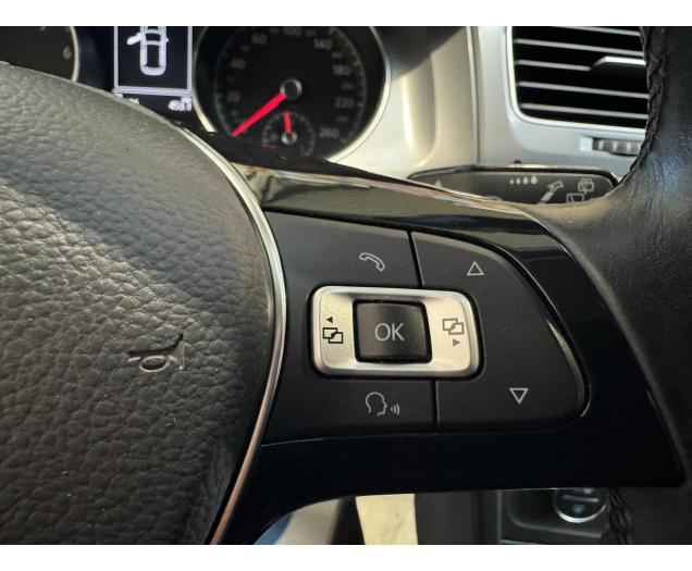 Volkswagen Golf  Autohandel Robby