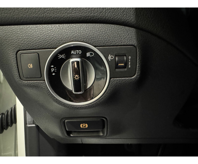 Mercedes GLA 200 dci 4 matic  Autohandel Robby