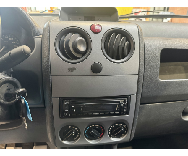 Peugeot Partner  Autohandel Robby