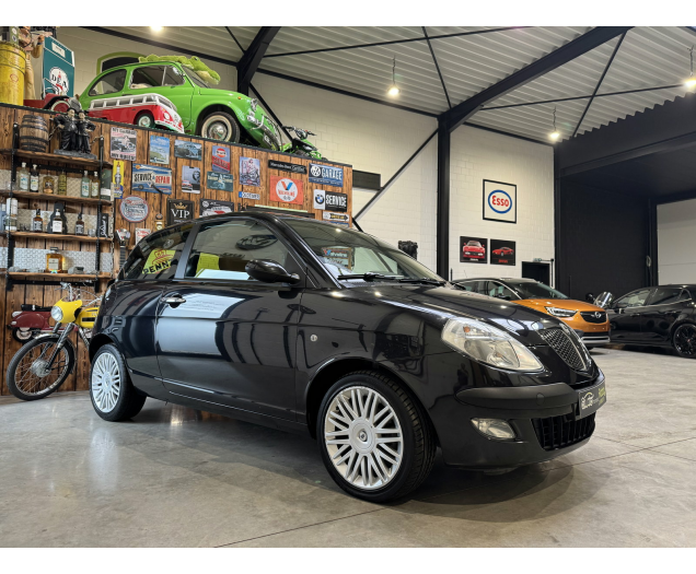 Lancia Ypsilon  Autohandel Robby