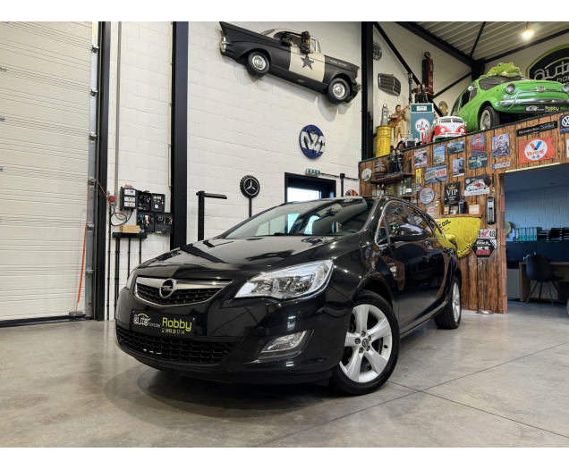 Opel Astra SPORTS TOURER Autohandel Robby