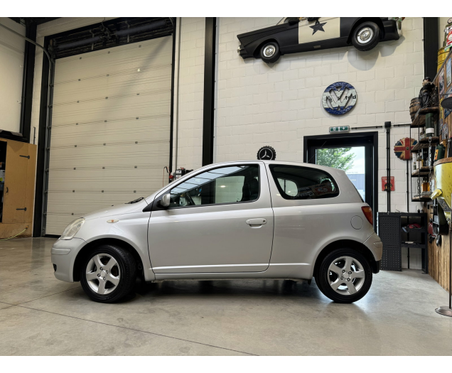 Toyota Yaris  Autohandel Robby