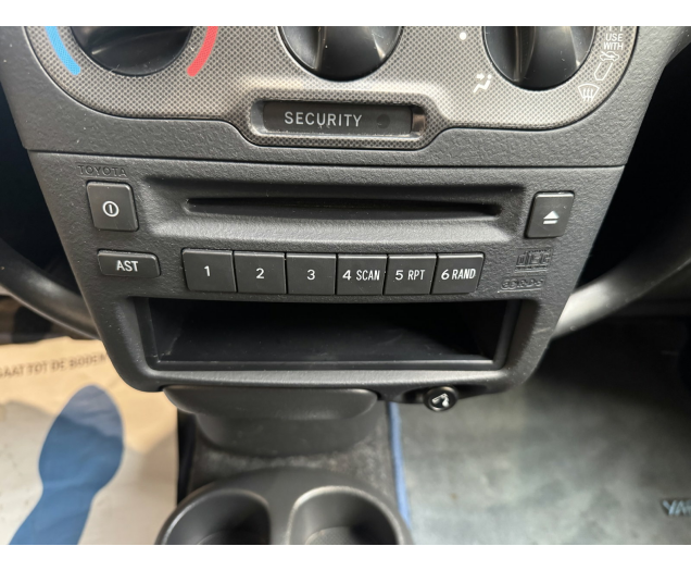 Toyota Yaris  Autohandel Robby