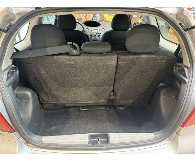 Toyota Yaris  Autohandel Robby