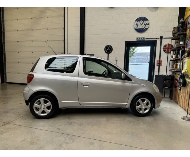 Toyota Yaris  Autohandel Robby