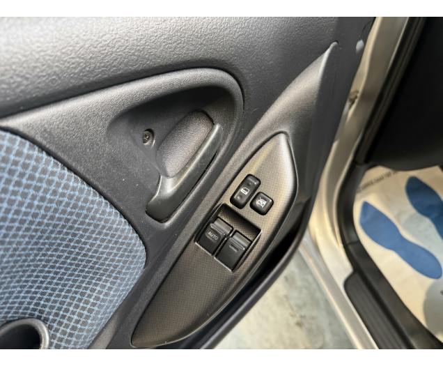 Toyota Yaris  Autohandel Robby
