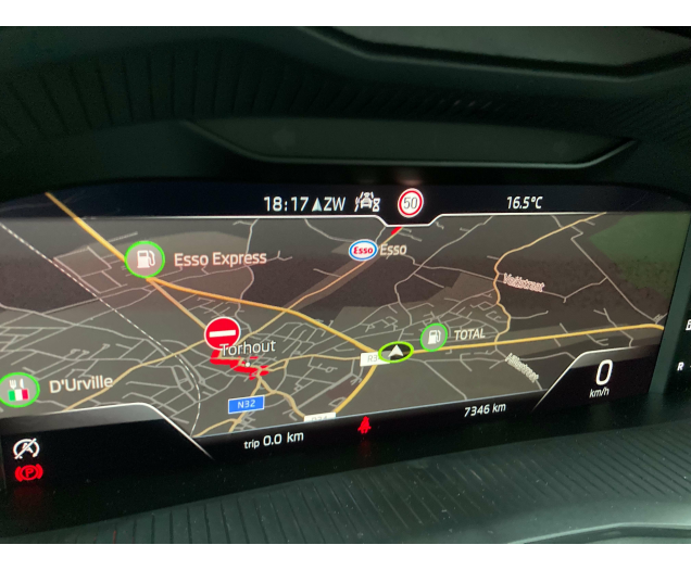 Skoda Scala -Airco -Sportzetels -GPS -Virtual cockpit -Camera Garage Vandeginste