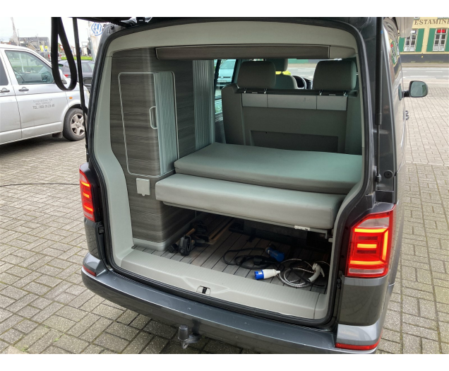 Volkswagen TRANSPORTER 204pk -Automaat - 4x4 -LOADED Garage Vandeginste