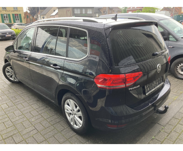 Volkswagen TOURAN Highline 150tsi -AUTOMAAT -Alcantara -GPS -Trekhaak Garage Vandeginste