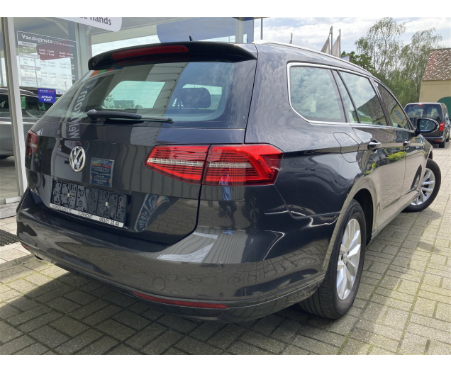 Volkswagen PASSAT SW 1.5TSI 150pk -AUTOMAAT -GPS -Airco+Panodak -Camera Garage Vandeginste