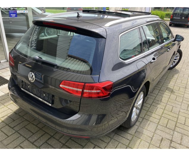 Volkswagen PASSAT SW 1.5TSI 150pk -AUTOMAAT -GPS -Airco+Panodak -Camera Garage Vandeginste