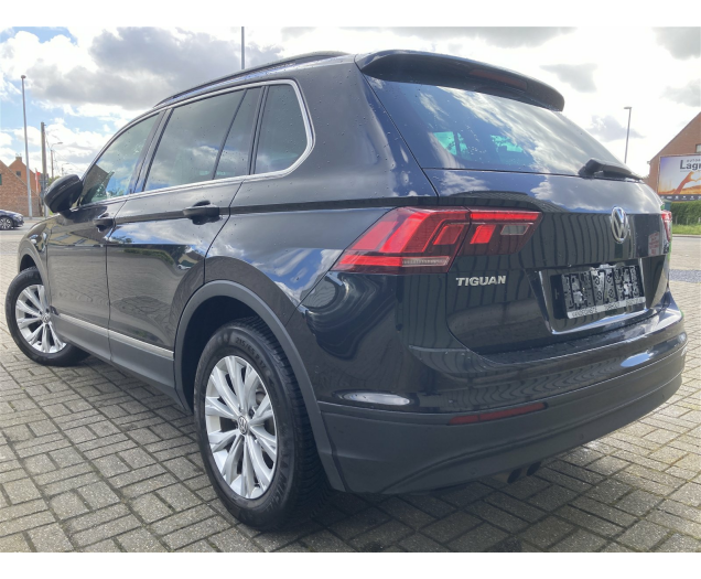 Volkswagen TIGUAN Comfortline 1.5tsi -GPS -Airco -LED Lichten -App -Achteruitrij Camera Garage Vandeginste