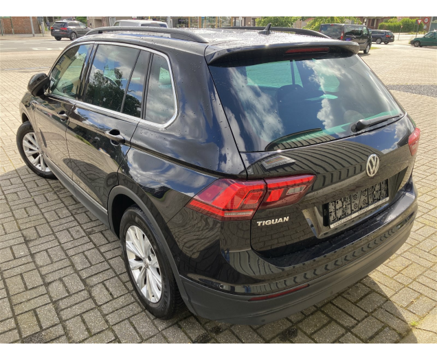 Volkswagen TIGUAN Comfortline 1.5tsi -GPS -Airco -LED Lichten -App -Achteruitrij Camera Garage Vandeginste