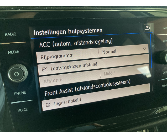 Volkswagen TOURAN Highline 150tsi -AUTOMAAT -Alcantara -GPS -Trekhaak Garage Vandeginste