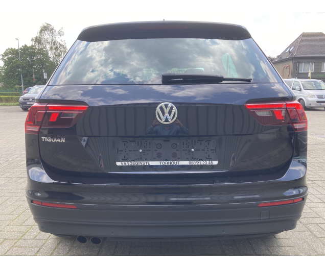 Volkswagen TIGUAN IQ.Drive 1.5tsi benzine -GPS -Airco -App -Park -Alu 18 Garage Vandeginste