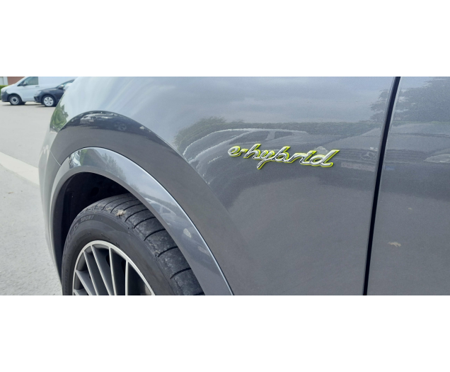 Porsche Cayenne 3.0i V6 E-Hybrid PHEV Tiptronic S Garage Verhelst Lieven