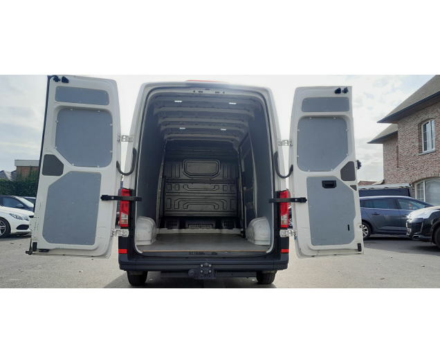 Volkswagen  L3H3 Garage Verhelst Lieven