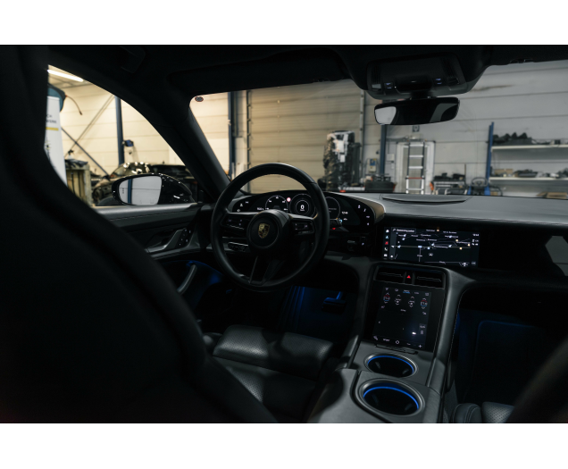 Porsche Taycan 4 Sport Turismo BTW wagen/Nieuwe HV Batterij L-Cars