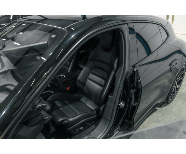 Porsche Taycan 4 Sport Turismo BTW wagen/Nieuwe HV Batterij L-Cars