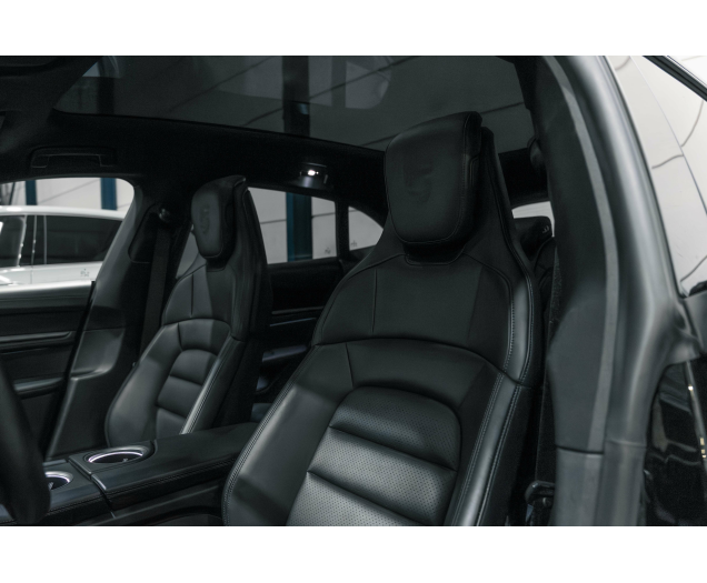 Porsche Taycan 4 Sport Turismo BTW wagen/Nieuwe HV Batterij L-Cars