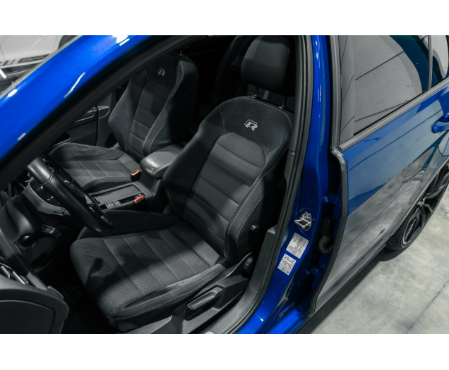 Volkswagen Golf Golf R 4Motion (BlueMotion Technology) DSG L-Cars