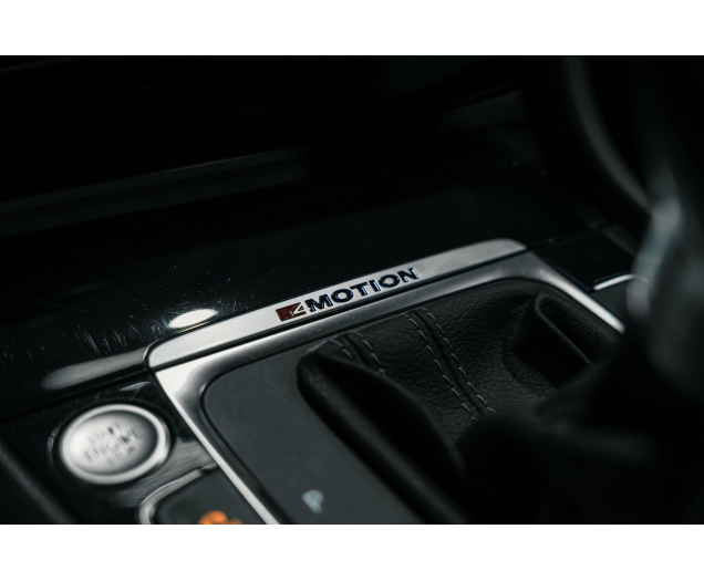 Volkswagen Golf Golf R 4Motion (BlueMotion Technology) DSG L-Cars