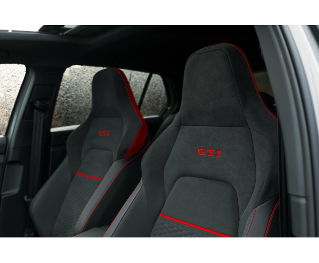 Volkswagen Golf GTI 2.0 TSI Clubsport OPF DSG Pano/H&K/IQ LED's L-Cars
