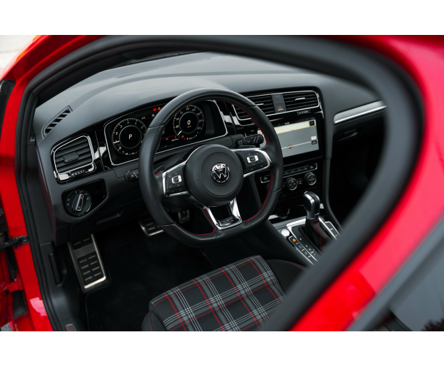 Volkswagen Golf GTI Golf GTI DSG Performance Dynaudi/DCC/Pano/Keyless L-Cars