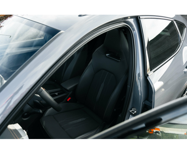 CUPRA Formentor VZ 2.0 TSI 4Drive DSG Beats/PANO/Trekhaak/winterse L-Cars