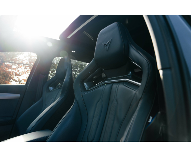 CUPRA Formentor 2.0 TSI 4Drive VZ DSG Sabelt bucket/Beats/Pano L-Cars