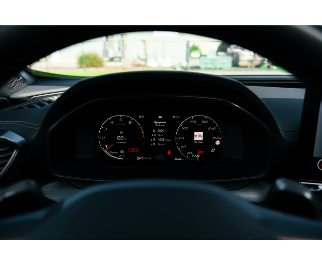 CUPRA Formentor 2.0 TSI 4Drive VZ DSG Beats/Pano/360 L-Cars