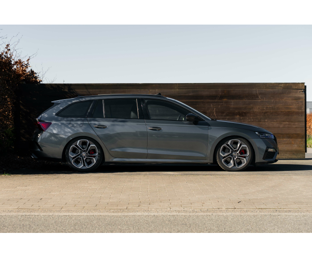 Skoda Octavia Octavia SW RS 2.0 TFSI RS DSG L-Cars