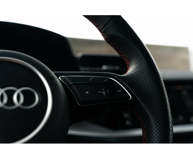 Audi S3 S3 Sportback 2.0 TFSI Quattro S tronic L-Cars