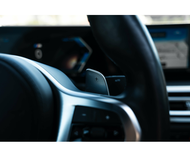 BMW 330 330eXAS Mpack PHEV L-Cars