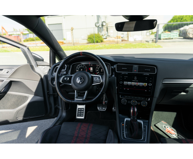 Volkswagen Golf GTI Golf GTI TCR 2.0 TSI OPF DSG L-Cars