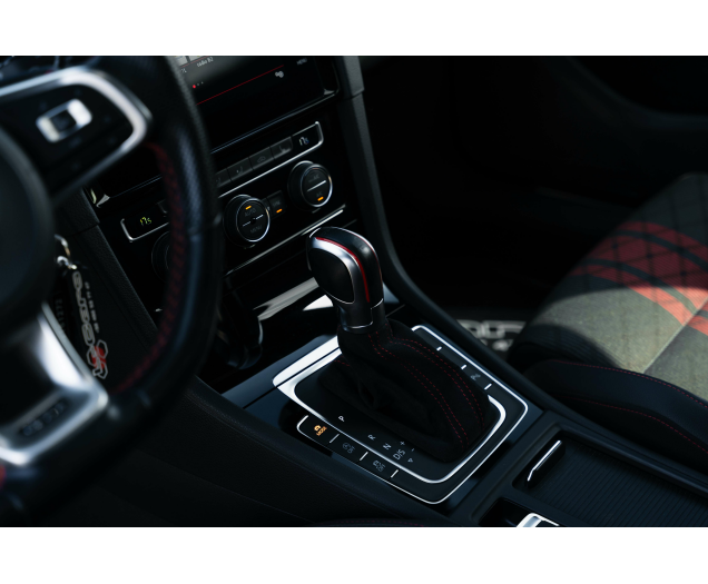Volkswagen Golf GTI Golf GTI TCR 2.0 TSI OPF DSG L-Cars
