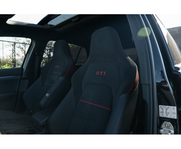 Volkswagen Golf GTI 2.0 TSI Clubsport OPF DSG Pano/H&K/IQ LED's L-Cars