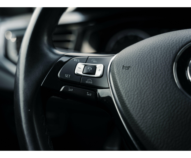 Volkswagen Polo IQ Drive / DSG L-Cars