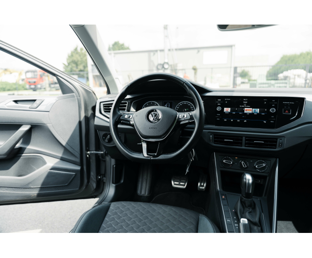 Volkswagen Polo IQ Drive / DSG L-Cars